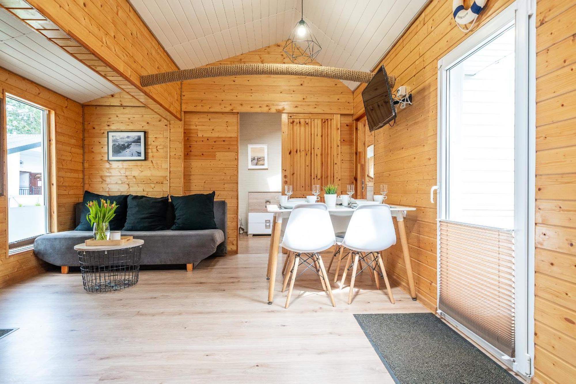 Max Apartamenty - Pokoje - Domki - Restauracja - Basen Mielno  Εξωτερικό φωτογραφία