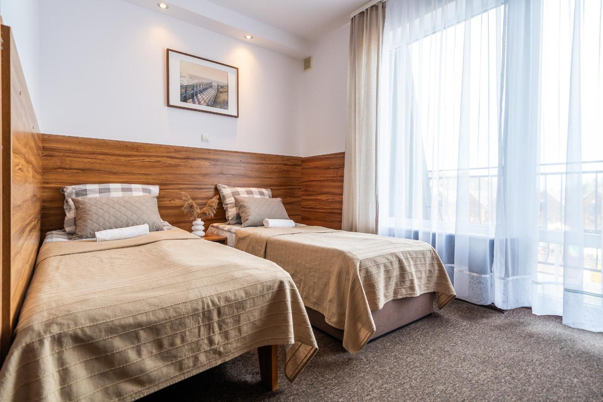 Max Apartamenty - Pokoje - Domki - Restauracja - Basen Mielno  Εξωτερικό φωτογραφία