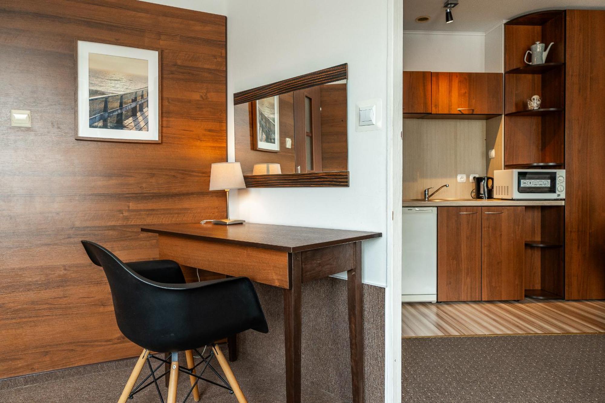 Max Apartamenty - Pokoje - Domki - Restauracja - Basen Mielno  Εξωτερικό φωτογραφία