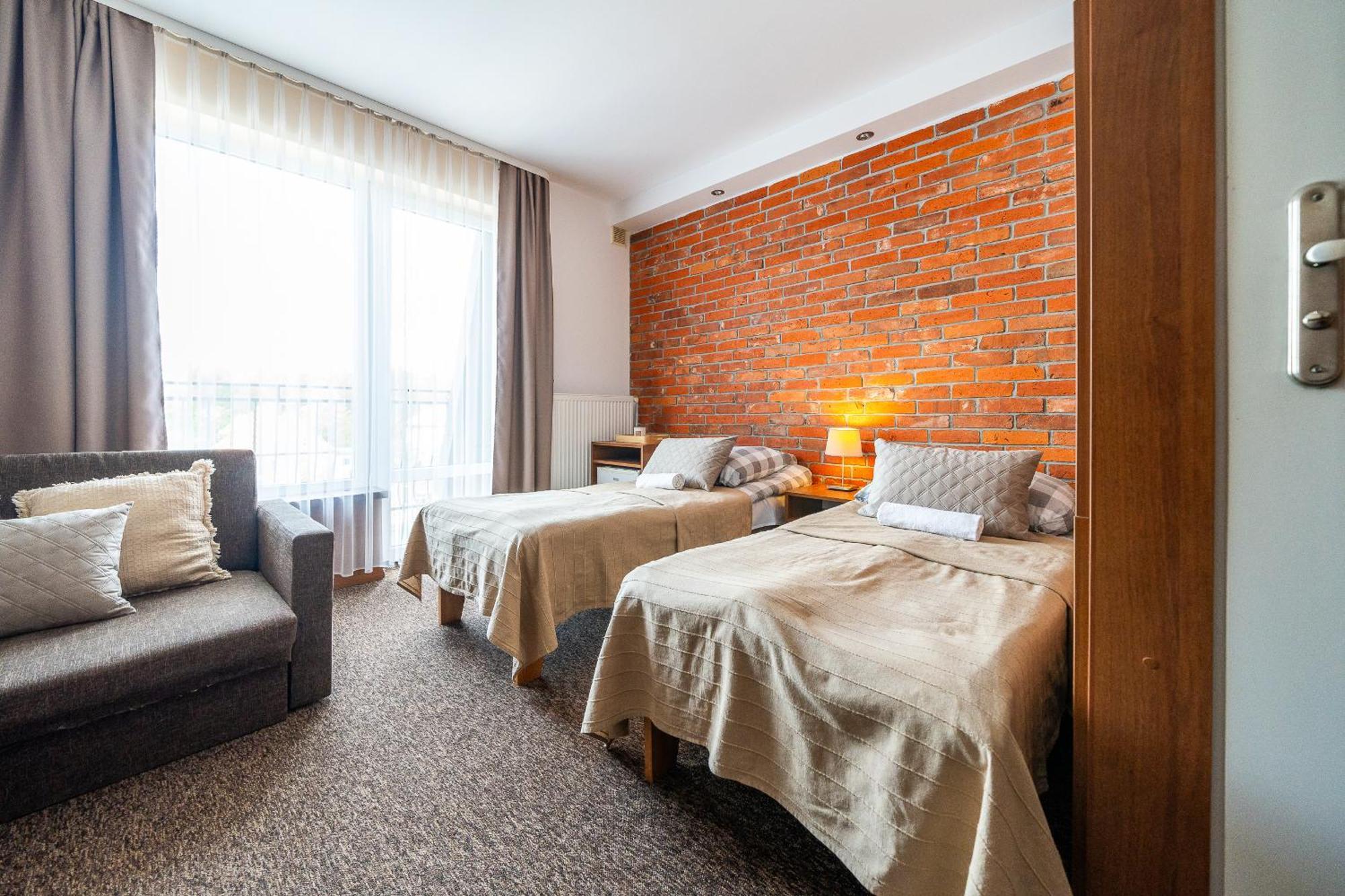 Max Apartamenty - Pokoje - Domki - Restauracja - Basen Mielno  Εξωτερικό φωτογραφία