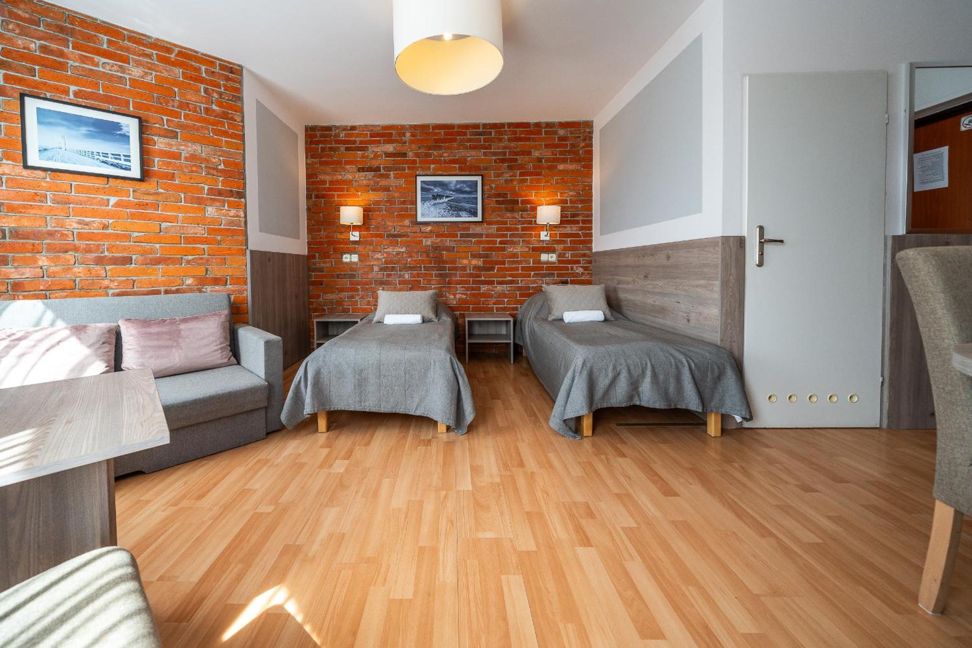 Max Apartamenty - Pokoje - Domki - Restauracja - Basen Mielno  Εξωτερικό φωτογραφία