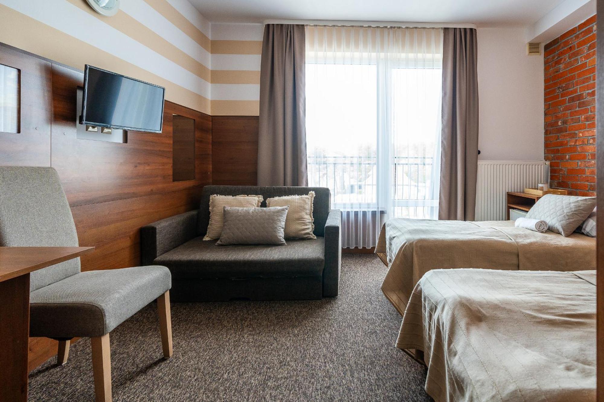 Max Apartamenty - Pokoje - Domki - Restauracja - Basen Mielno  Εξωτερικό φωτογραφία