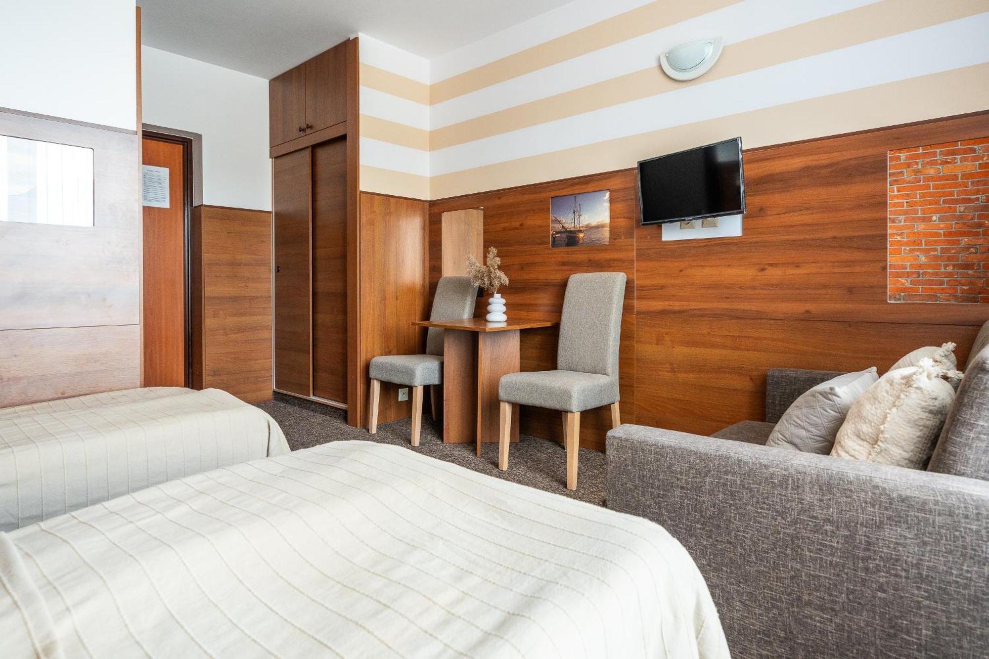 Max Apartamenty - Pokoje - Domki - Restauracja - Basen Mielno  Εξωτερικό φωτογραφία