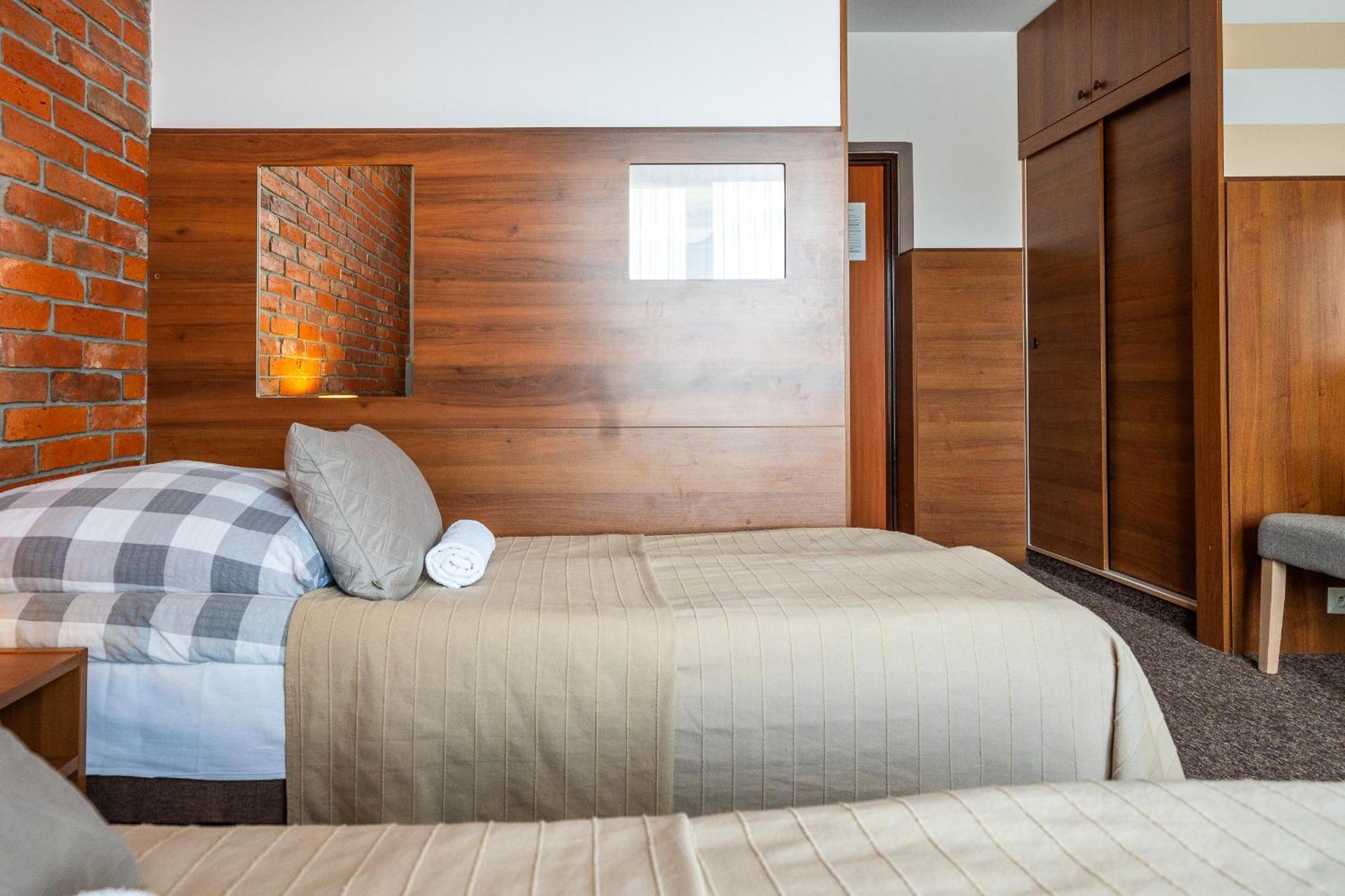 Max Apartamenty - Pokoje - Domki - Restauracja - Basen Mielno  Εξωτερικό φωτογραφία